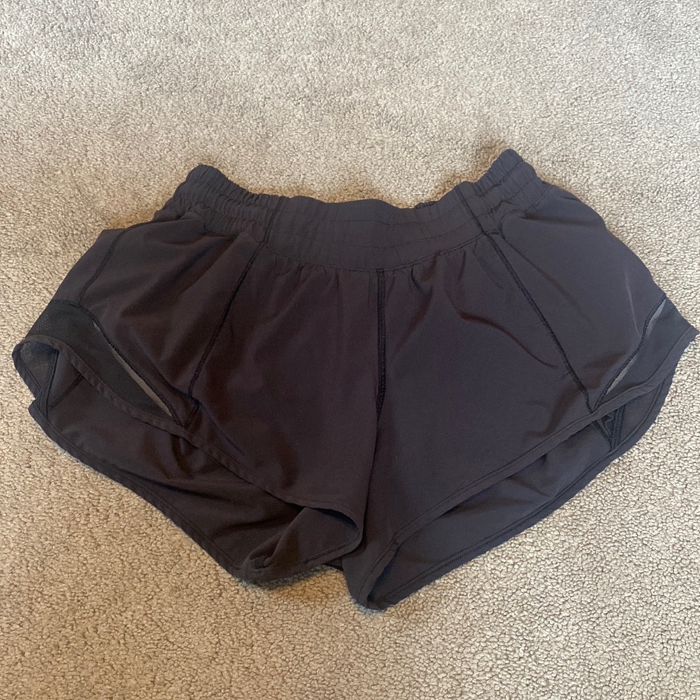 Hottie hot lululemon black shorts